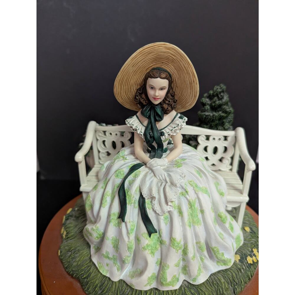 Vintage Gone With The Wind Scarlett Lady Musical Figurine Southern Belle - Picture 5 of 15
